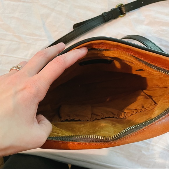 Patricia Nash Vintage Crossbody Purse - Picture 8 of 9